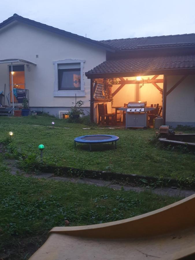 Sions Grosse Mit 3 Schlafzimmer, 2 Km Bis Zum Europapark Rust